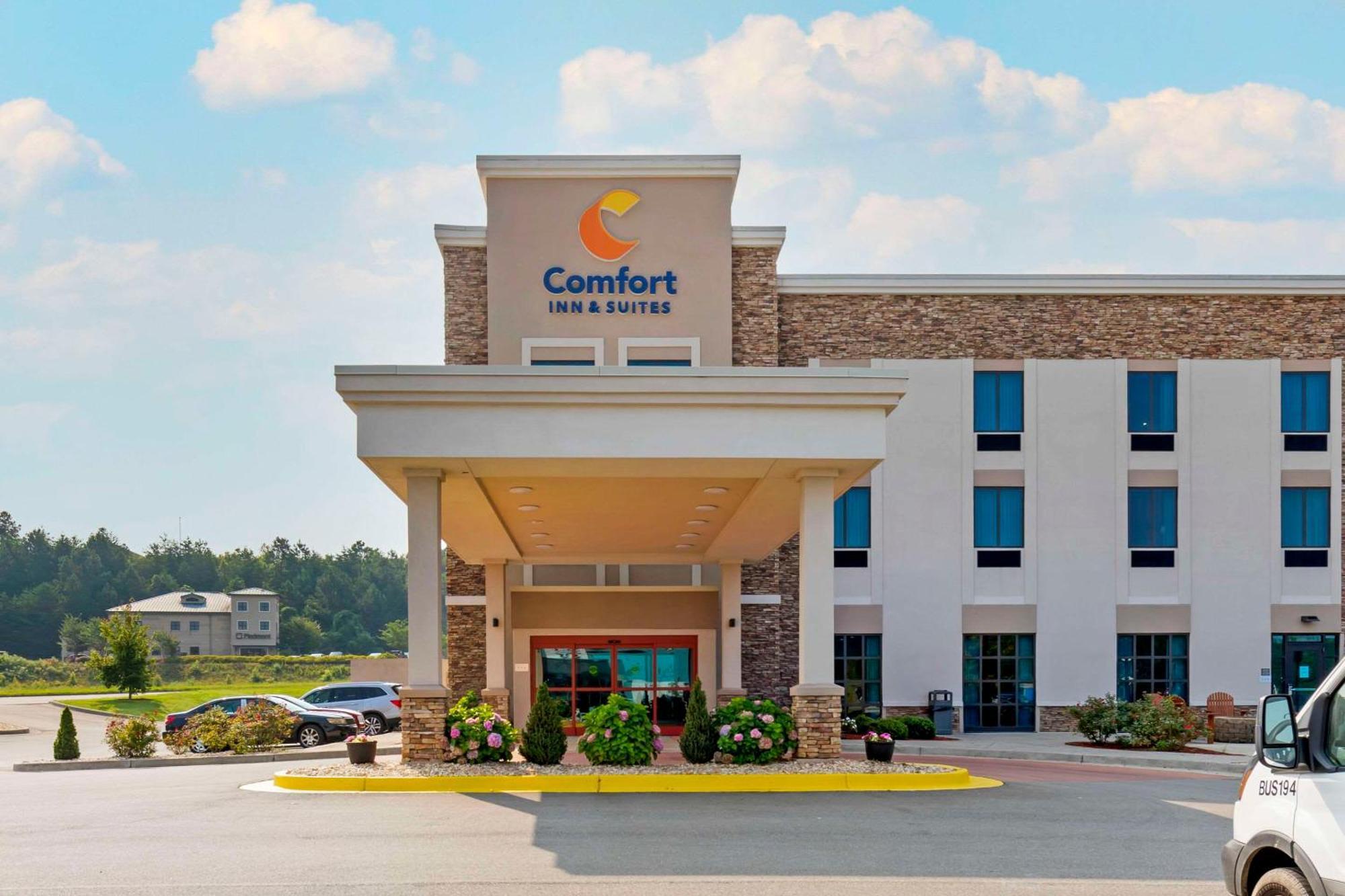 Comfort Inn & Suites East Эллиджей Экстерьер фото